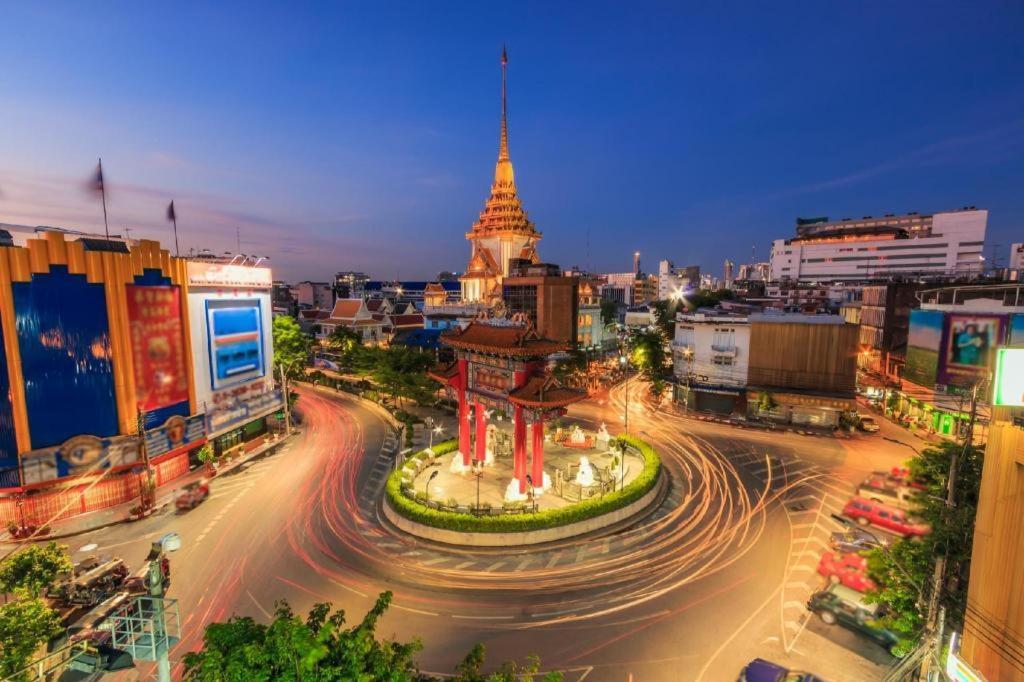 Alameda Suites Hotel Bangkok Esterno foto