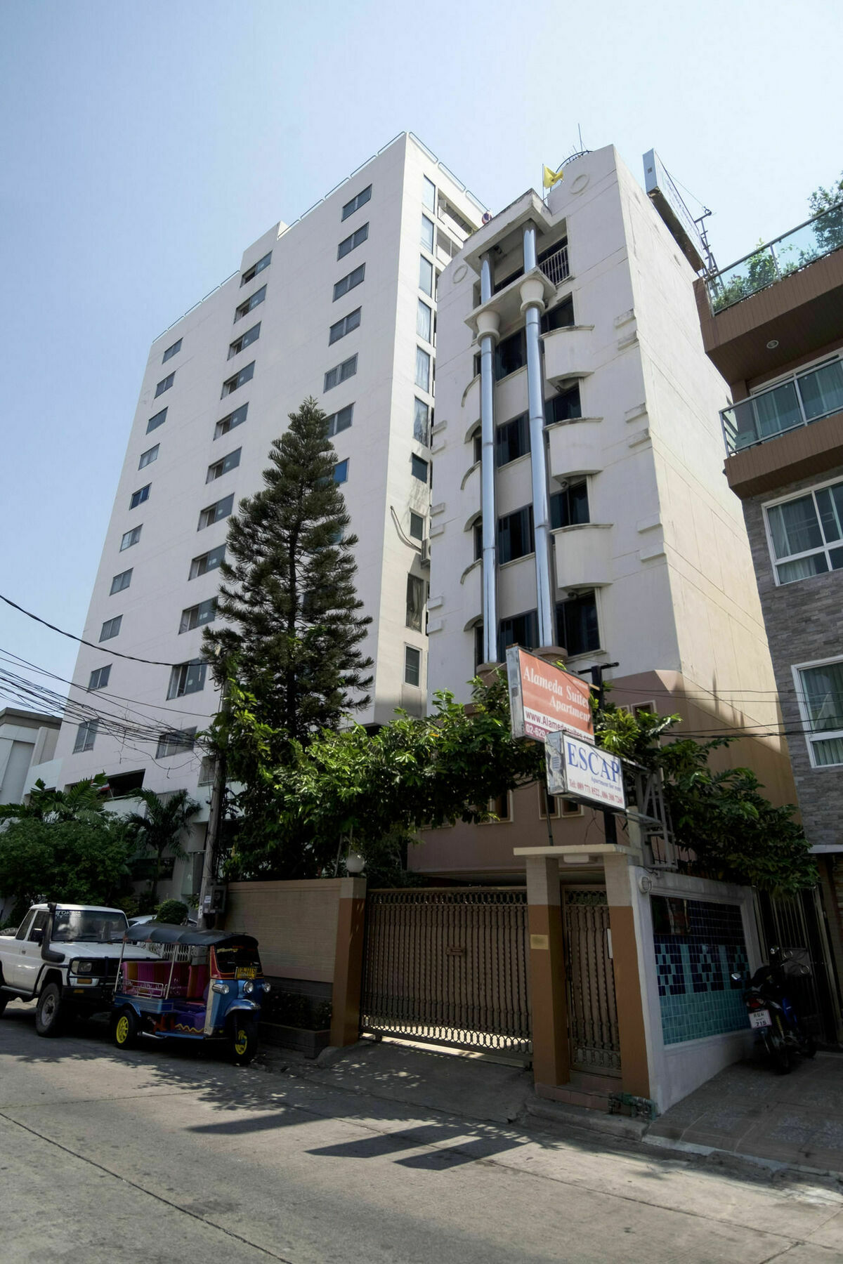 Alameda Suites Hotel Bangkok Esterno foto